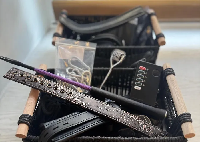 Отель для свиданий Bdsm Tallinn, Private Luxury Romance Old Town Adults Only *