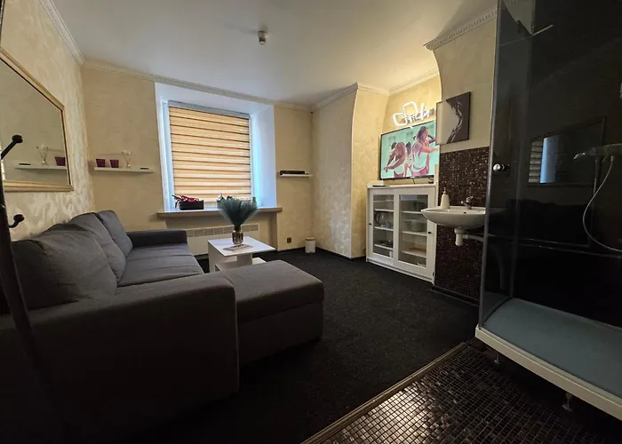 Отель для свиданий Bdsm Tallinn, Private Luxury Romance Old Town Adults Only Таллин