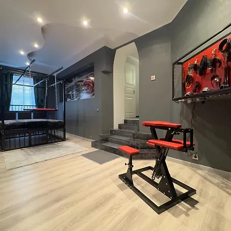 Private Luxury Old Town Adults Only Отель для свиданий